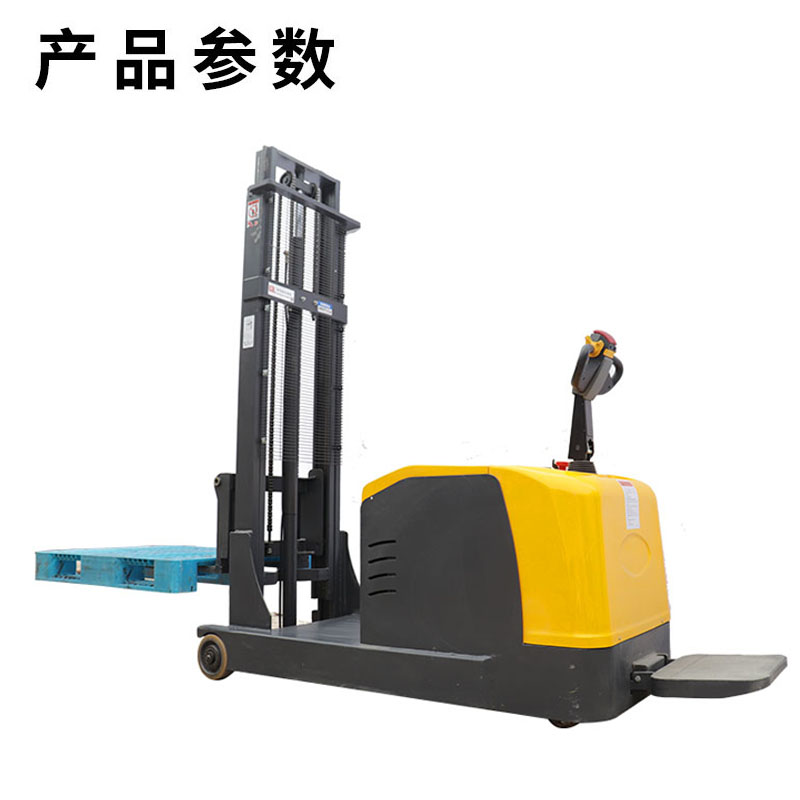 全電動(dòng)平衡重堆高車(chē)2