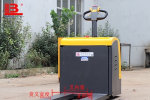 全電動(dòng)托盤搬運(yùn)車使用的托盤有哪些規(guī)格？