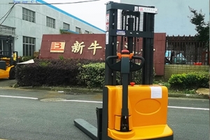 新牛頓招叉車(chē)經(jīng)銷(xiāo)商