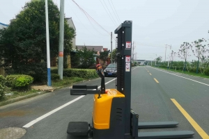 電動堆高車的直流電動機有哪些常見故障？