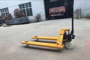 手動液壓叉車的液壓缸有哪些常見的故障？