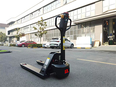 庫叉叉車