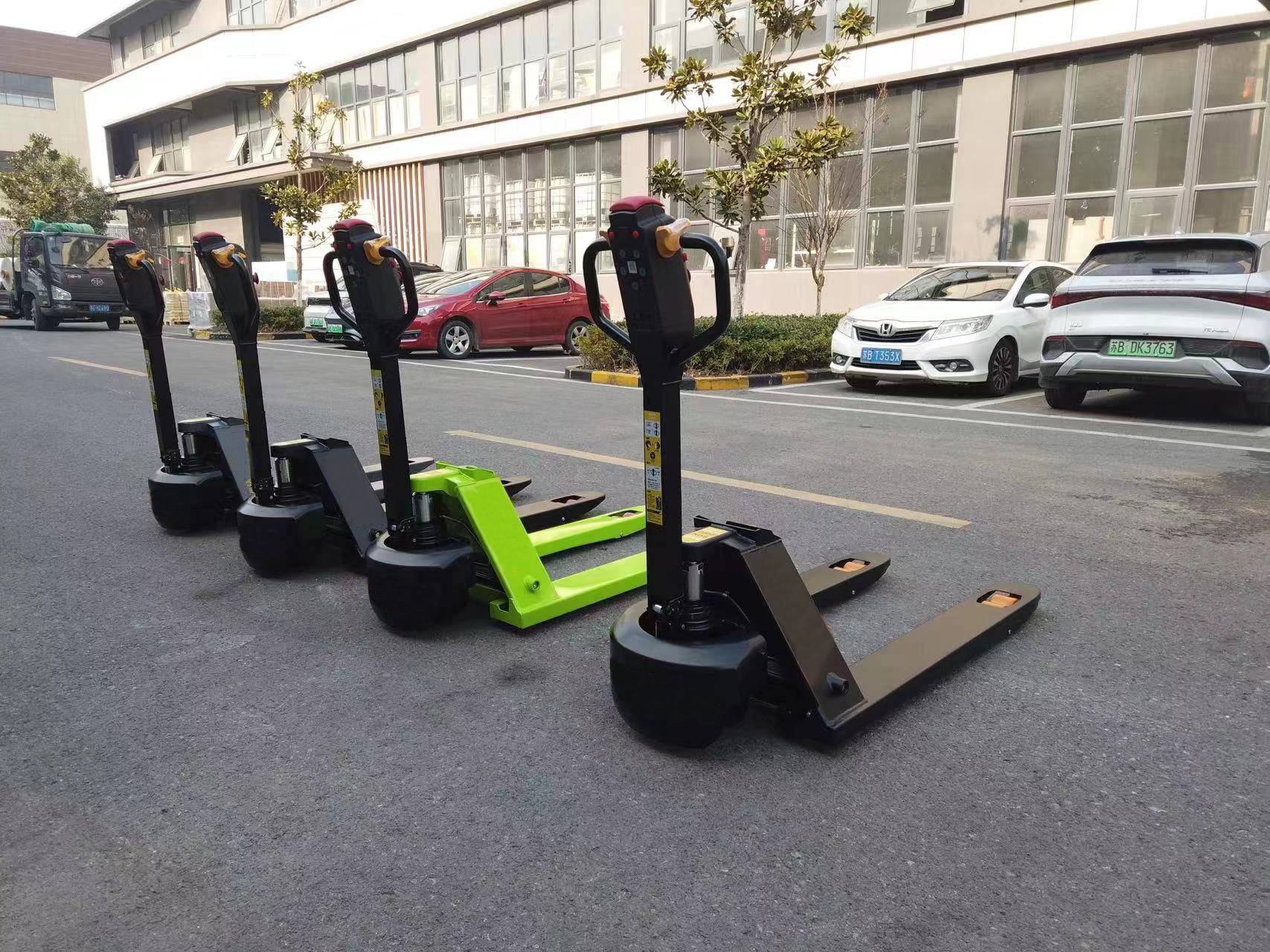 電動(dòng)叉車